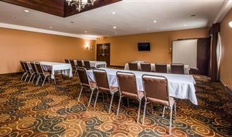 Meeting rooms of the Best Western Plus The Inn & Suites at the Falls - Poughkeepsie - 33149