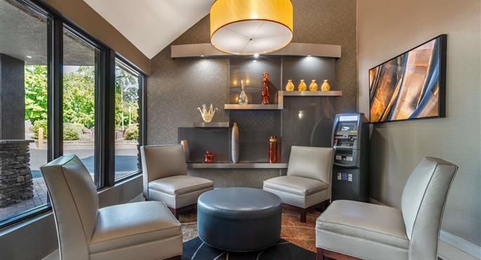 Hall of the Best Western Gastonia in Gastonia - 34148