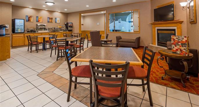 Restaurant of the Best Western Wapakoneta Inn - Wapakoneta - 36156