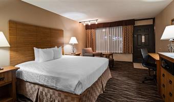 Room of the Best Western Plus Saddleback Inn & Conference Center - Oklahoma City - 37078