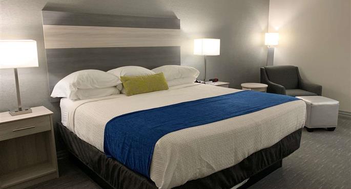 hotel in clarks summit 39145 f