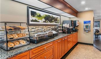 Restaurant of the Best Western Providence Warwick Airport Inn - Warwick - 40007