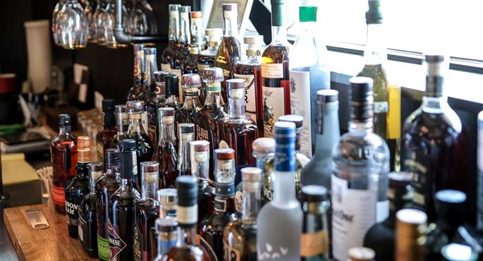 Bar or lounge of the The Inn At Tree City, BW Signature Collection - Mcminnville - 43159