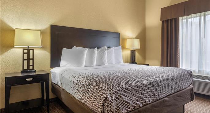 Room of the Best Western Bastrop Pines Inn - Bastrop - 44646