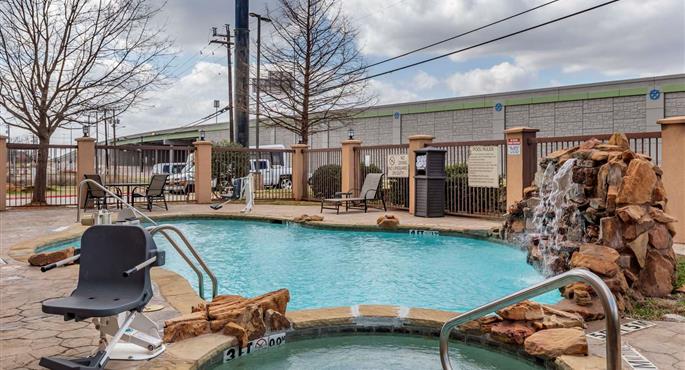Pool of the Best Western Plus DFW Airport West Euless - Euless - 44719