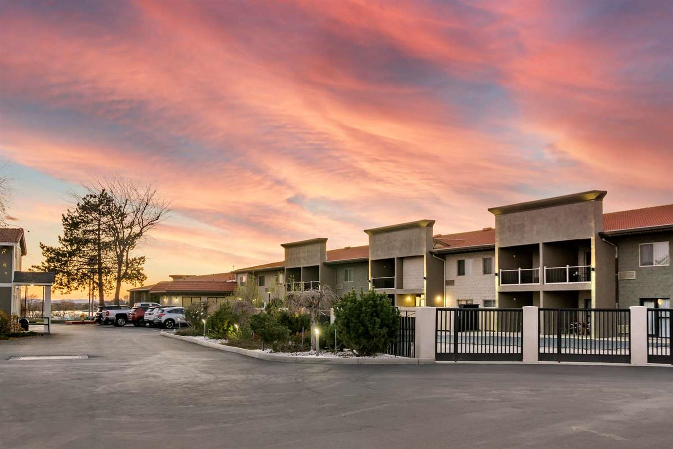 Hotel in Moses Lake BW Plus Lake Front Hotel Moses Lake