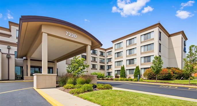 Exterior of the Best Western Executive Inn Kenosha/Pleasant Prairie - Kenosha - 50118