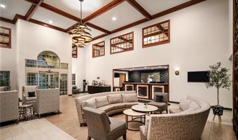 Hall of the Best Western Premier Bridgewood Resort Hotel in Neenah - 50127
