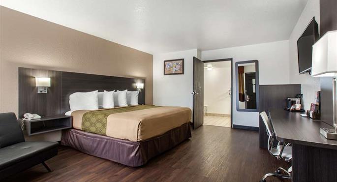 hotel in phoenix 53026 f