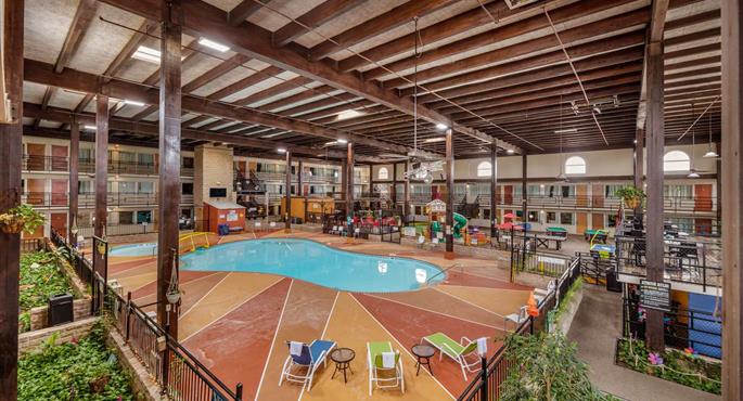Pool of the Pearl on the Concho SureStay Collection by Best Western - San Angelo - 54082