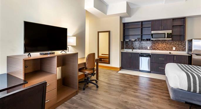 Room of the SureStay Plus by Best Western Kincardine - Kincardine - 54125