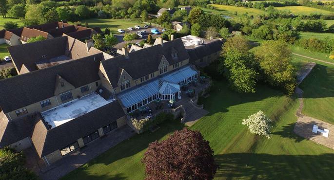 Exterior of the Cricklade House Hotel, Sure Hotel Collection by Best Western - Cricklade - 56110