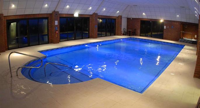 Pool of the Cricklade House Hotel, Sure Hotel Collection by Best Western - Cricklade - 56110