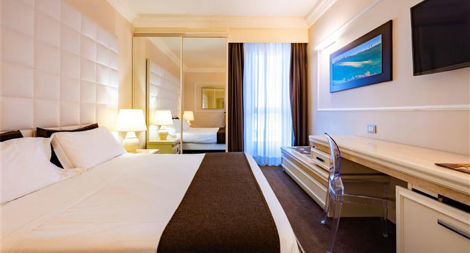 Room of the Etrusco Arezzo Hotel, Sure Hotel Collection by Best Western - Arezzo - 56304