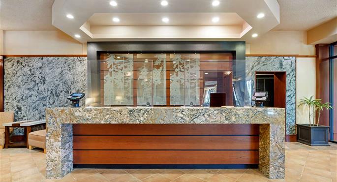 Hall of the Best Western Plus Barclay Hotel in Port Alberni - 62102