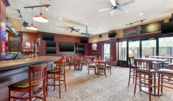 Restaurant of the Best Western Plus Barclay Hotel - Port Alberni - 62102