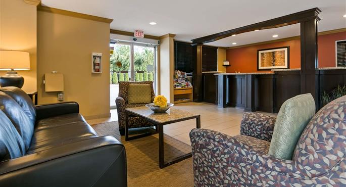 hotel in maple ridge 62127 f