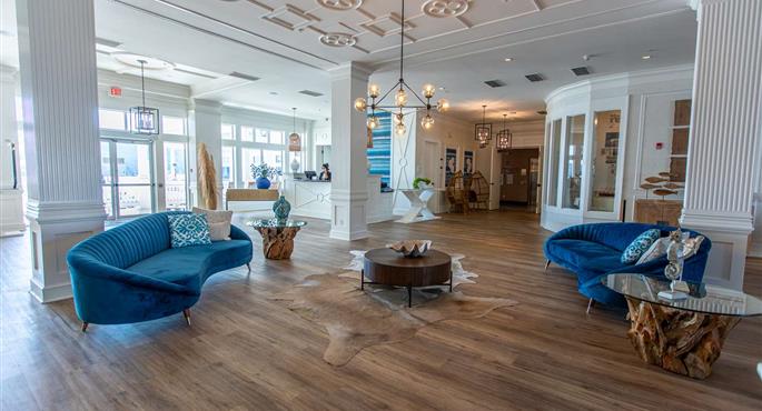 Hall of the Prestige Oceanfront Resort in Sooke - 62129