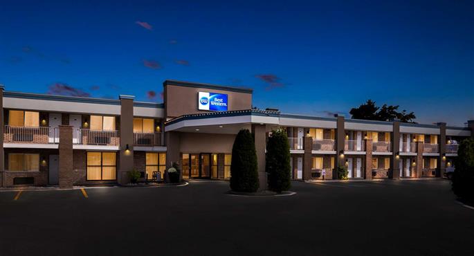 Exterior of the Best Western Halton Hills - Georgetown - 66087