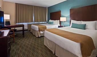 Room of the Best Western Plus Durham Hotel & Conference Centre - Oshawa - 66094