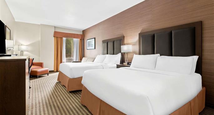 Suite of the Best Western Plus Fergus Hotel - Fergus - 66110