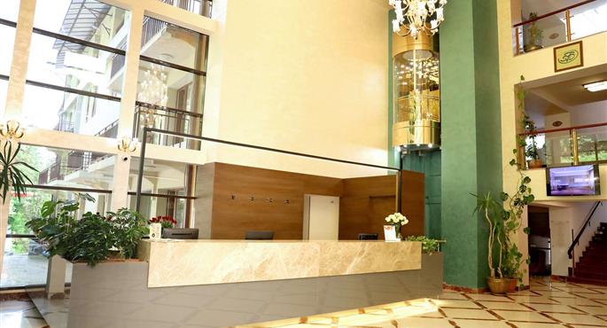 Hall of the Best Western Plus Paradise Hotel Dilijan in Dilijan - 77704