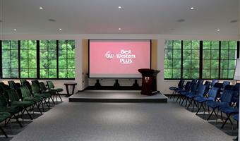 Meeting rooms of the Best Western Plus Paradise Hotel Dilijan - Dilijan - 77704