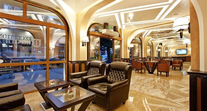 Hall of the Best Western Plus Bristol Hotel in Sofia - 77706