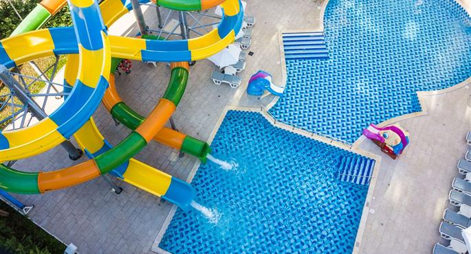Pool of the Best Western Plus Premium Inn - Sunny Beach - 77723