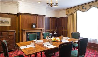 Meeting rooms of the Best Western Salisbury Red Lion Hotel - Salisbury - 83062