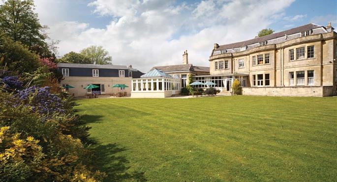 Exterior of the Leigh Park Country House Hotel & Vineyard, BWSC - Bradford-On-Avon - 83721