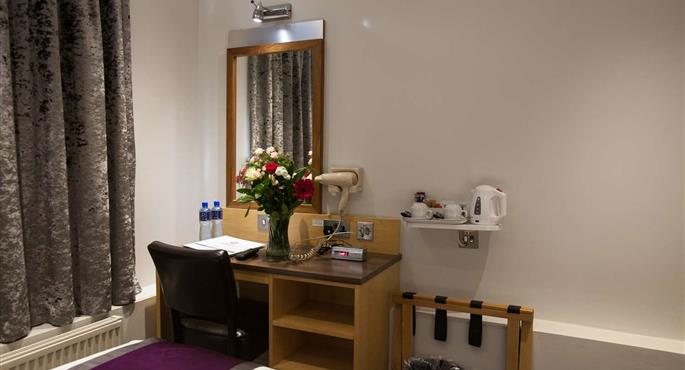 Room of the Best Western Victoria Palace - London - 83873