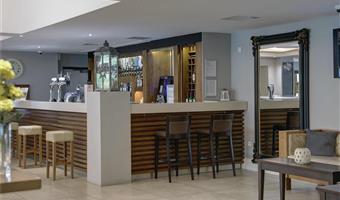 Bar or lounge of the Best Western Appleby Park Hotel - Tamworth - 83948