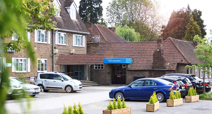 Exterior of the Best Western Gatwick Skylane Hotel - Gatwick - 83993