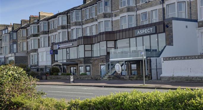 Exterior of the Best Western Lancaster Morecambe Lothersdale Hotel - Morecambe - 84212