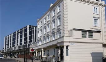 Exterior of the Best Western Buckingham Palace Rd - London - 84244