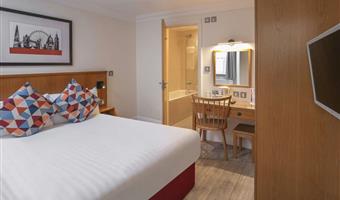 Room of the Queensway Hotel, Sure Hotel Collection by Best Western - London - 84273