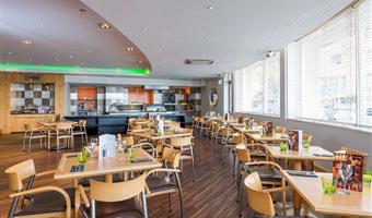 Restaurant of the Best Western London Heathrow Ariel Hotel - Hayes - 84316