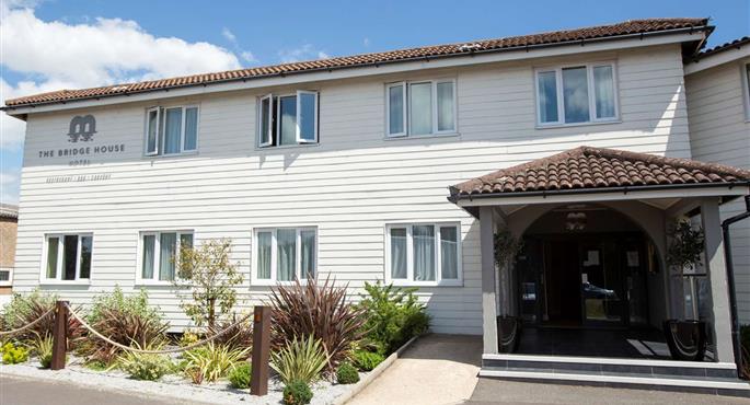 Exterior of the The Bridge House, BW Signature Collection - Ferndown - 84335