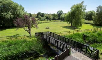 Exterior of the The Bridge House, BW Signature Collection - Ferndown - 84335