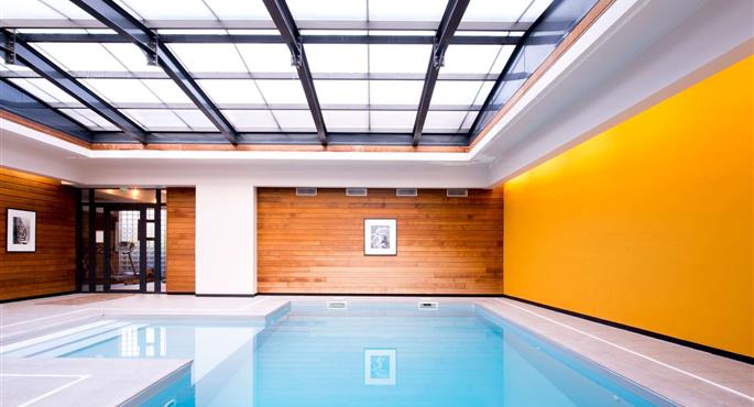 Pool of the Best Western Premier Hotel de la Paix - Reims - 93385