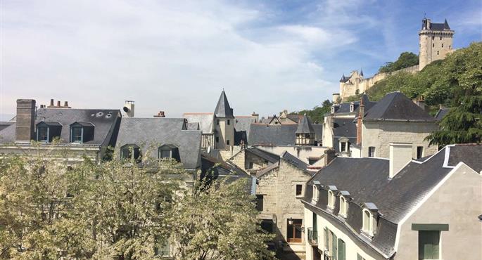 hotel in chinon 93421 f
