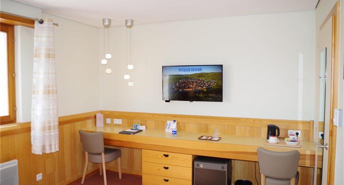 Room of the Best Western Plus Hotel & SPA Le Schoenenbourg - Riquewihr - 93641