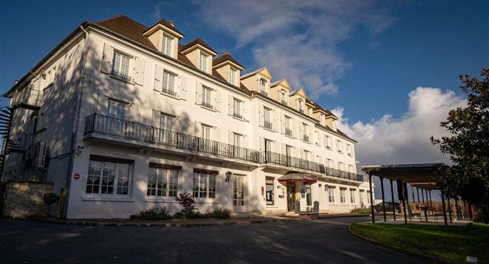 Exterior of the Best Western Hotel Ile de France Hotel & Spa - Chateau Thierry - 93696