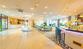 Hall of the Best Western Plus Palais des Congres in Evreux - 93785