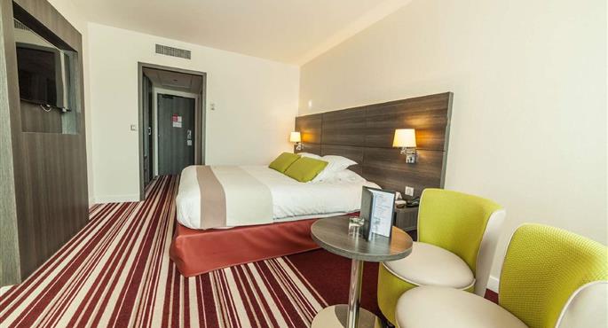 hotel in evreux 93785 f
