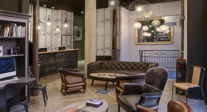 Hall of the Best Western Citadelle Besancon in Besancon - 93807