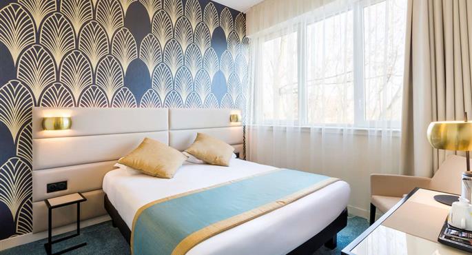 Room of the Best Western Hotel Journel Paris Sud - Ris-Orangis - 93854