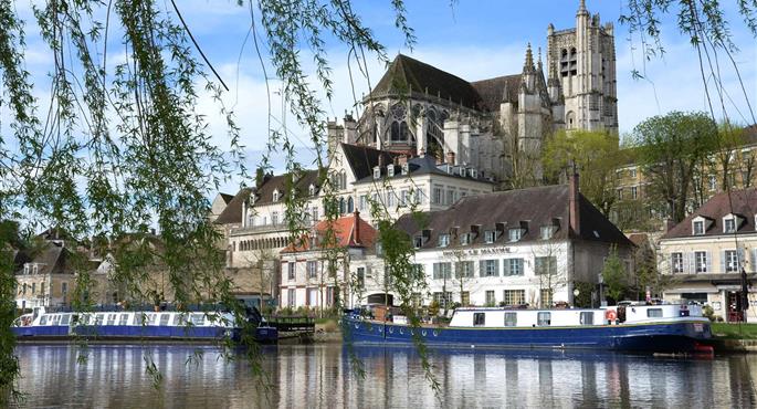 hotel in auxerre 93881 f