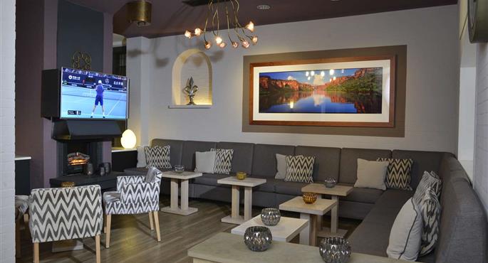 Hall of the Best Western Hotel Der Foehrenhof in Hannover - 95012